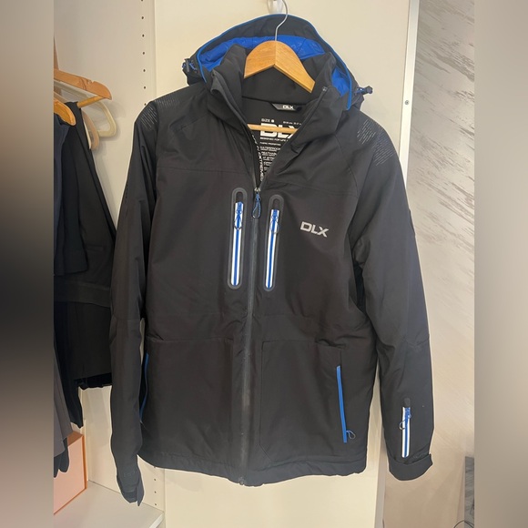 Men’s DLX skiing jacket